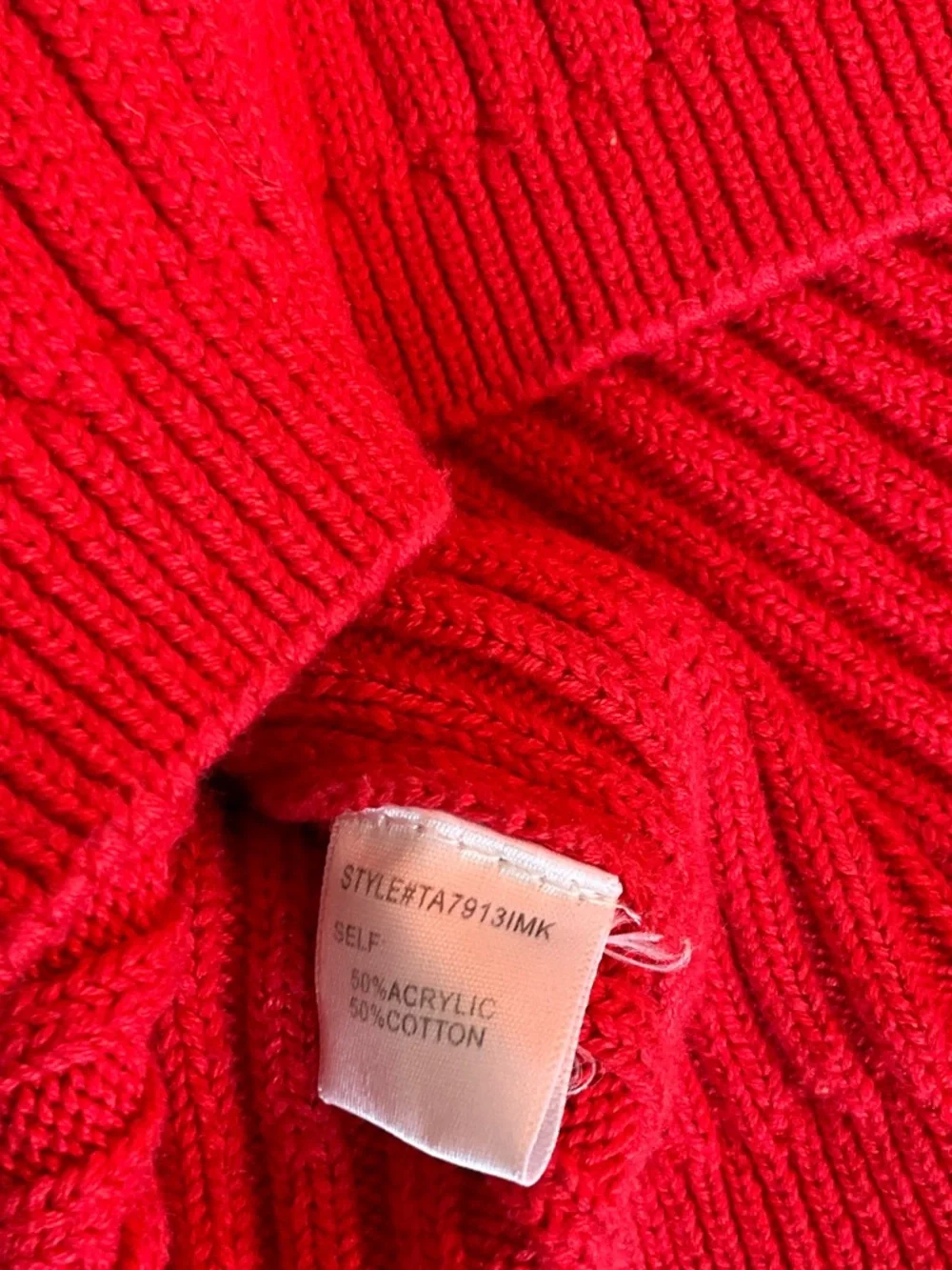 Ribbed V-Neck Red Crop Tank with Slim Straps